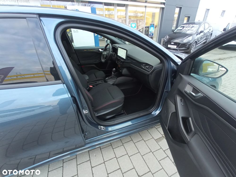 Ford Focus 1.0 EcoBoost mHEV ST-Line X - 16