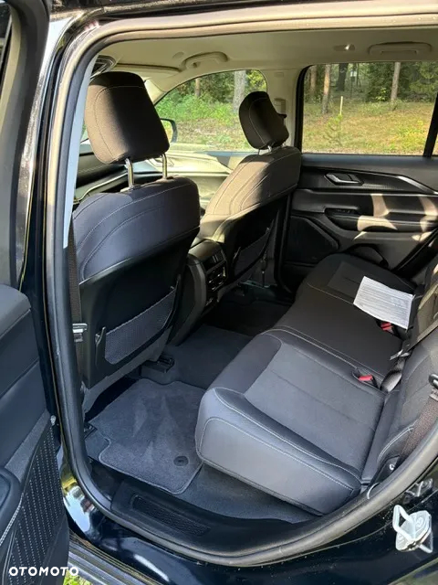 Jeep Cherokee - 4