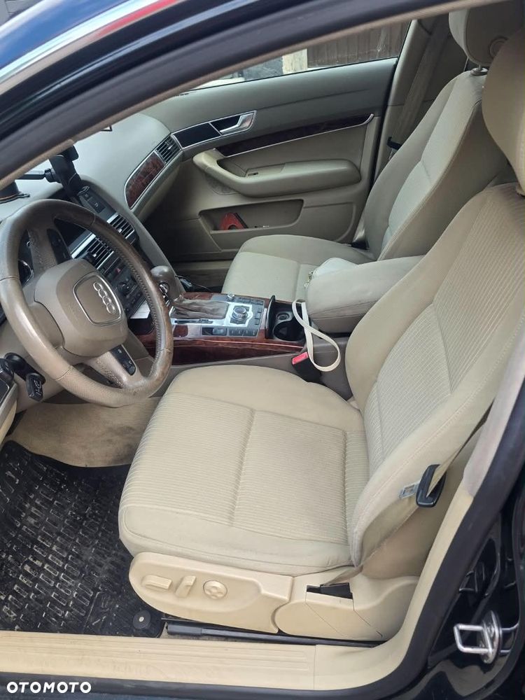 Audi A6 Avant 2.4 Multitronic - 8