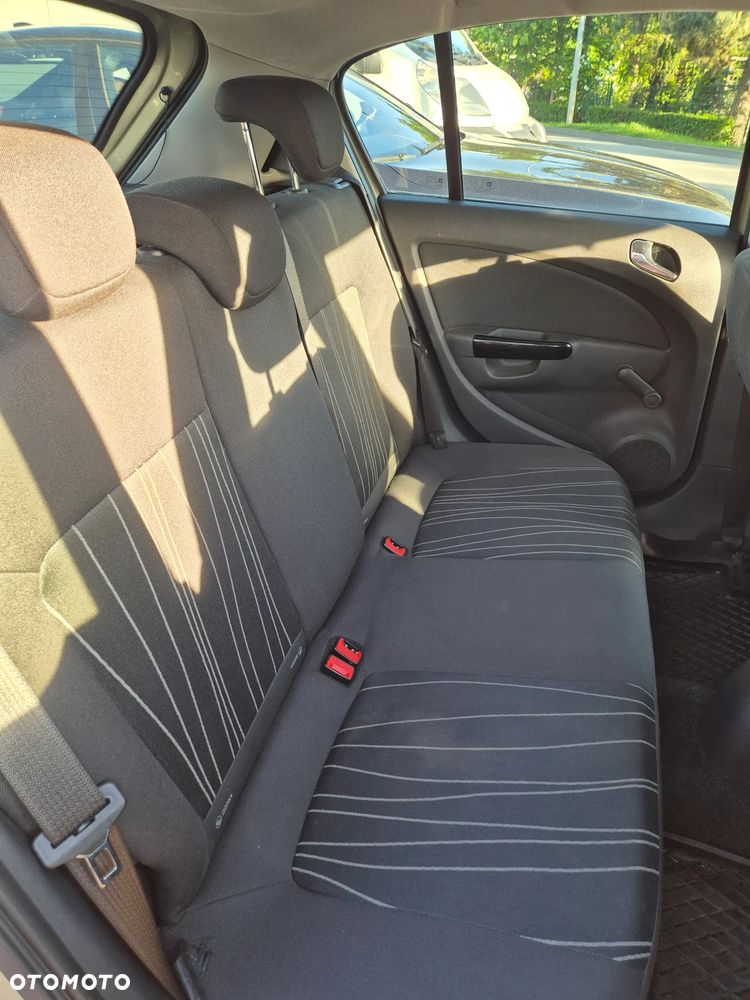 Opel Corsa 1.4 16V 111 - 7