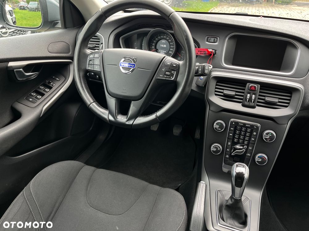 Volvo V40 - 21