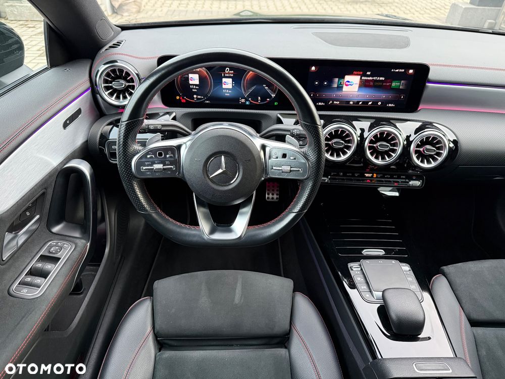 Mercedes-Benz CLA 180 7G-DCT Edition AMG Line - 20
