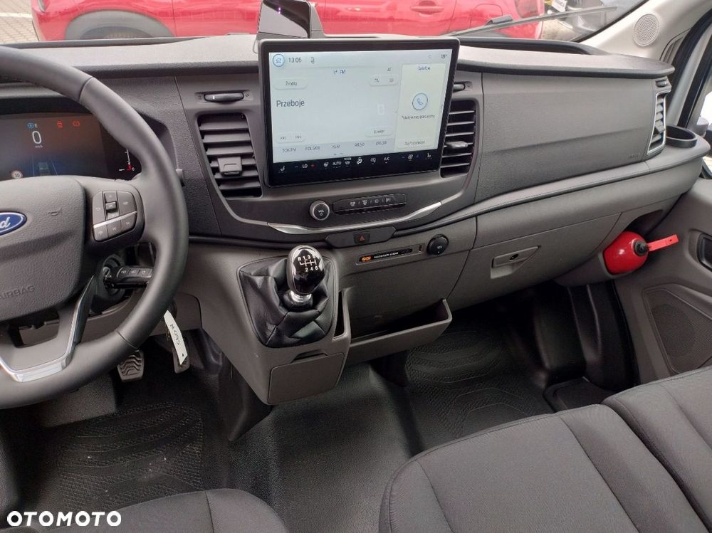 Ford Transit - 11