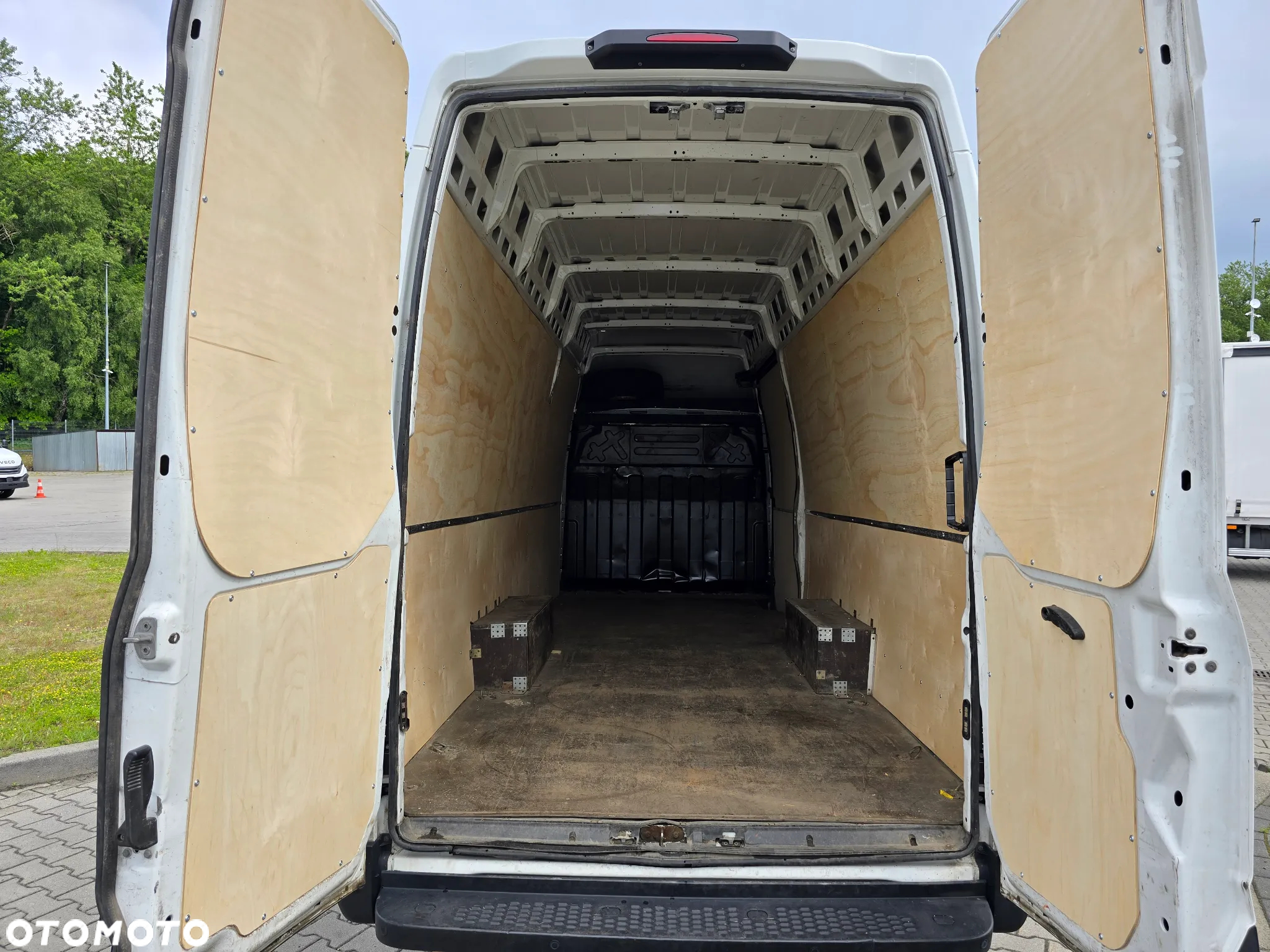 Iveco DAILY 35S18 Furgon Maxi - 19
