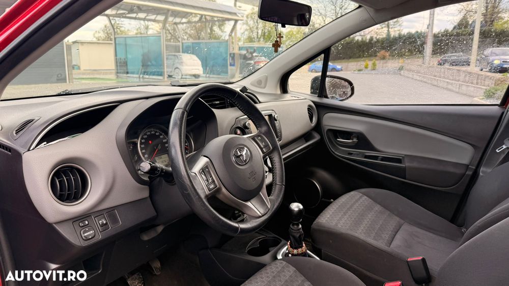 Toyota Yaris - 7