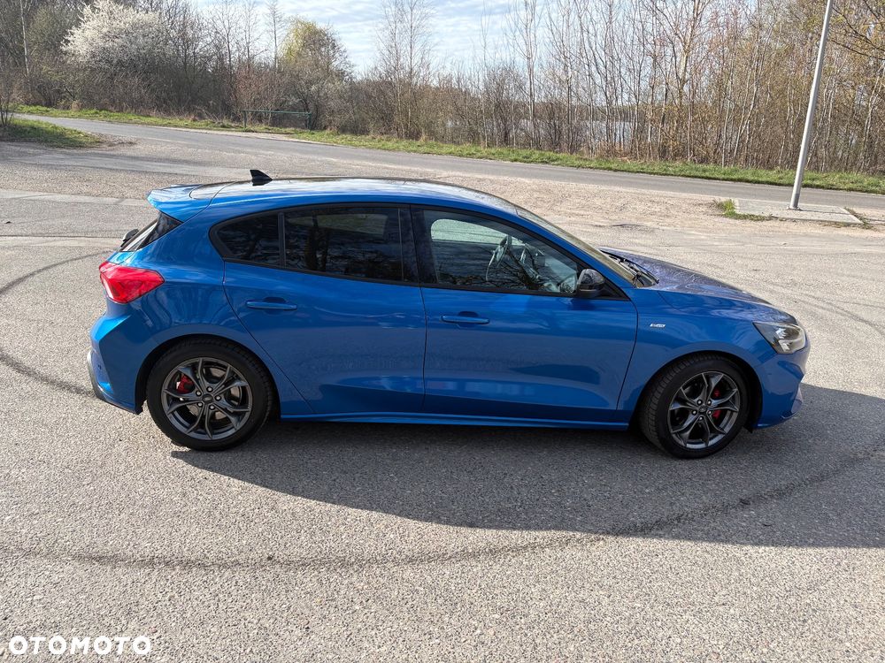 Ford Focus 1.5 EcoBoost ST-Line - 9
