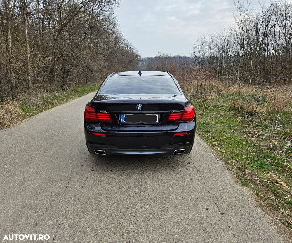 BMW Seria 7 740d xDrive - 13