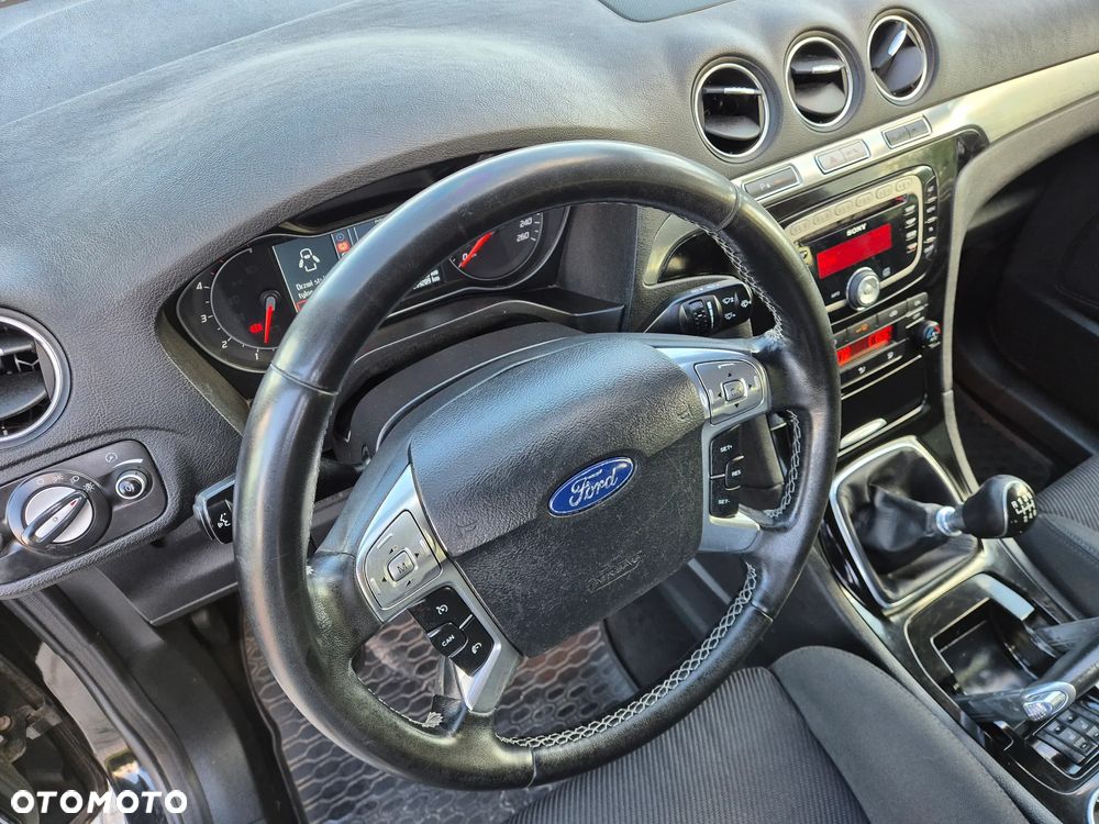 Ford S-Max 2.0 TDCi DPF Titanium - 14