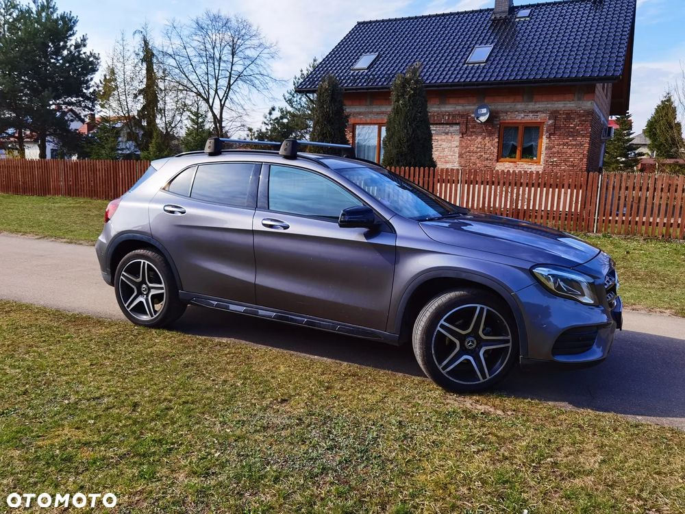 Mercedes-Benz GLA 200 7G-DCT AMG Line - 8