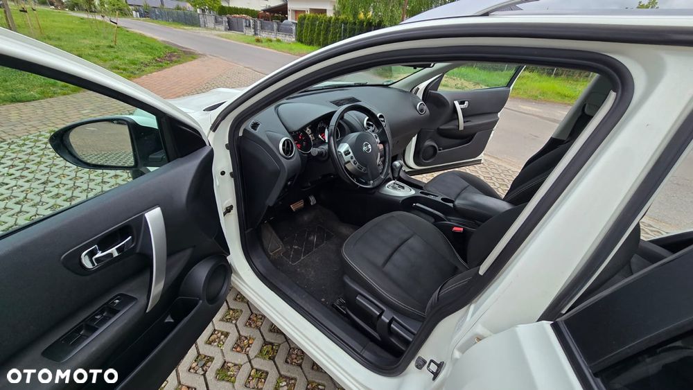 Nissan Qashqai 2.0 Tekna CVT - 12