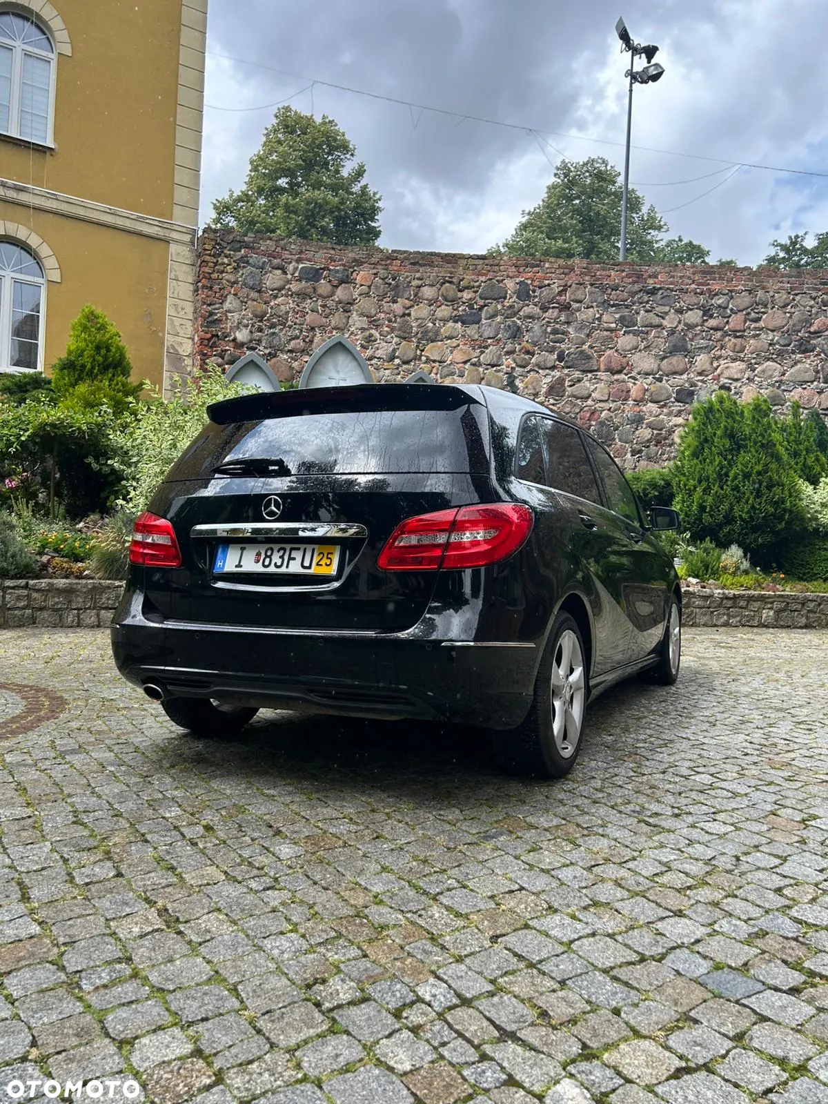 Mercedes-Benz Klasa B 180 (BlueEFFICIENCY) - 28