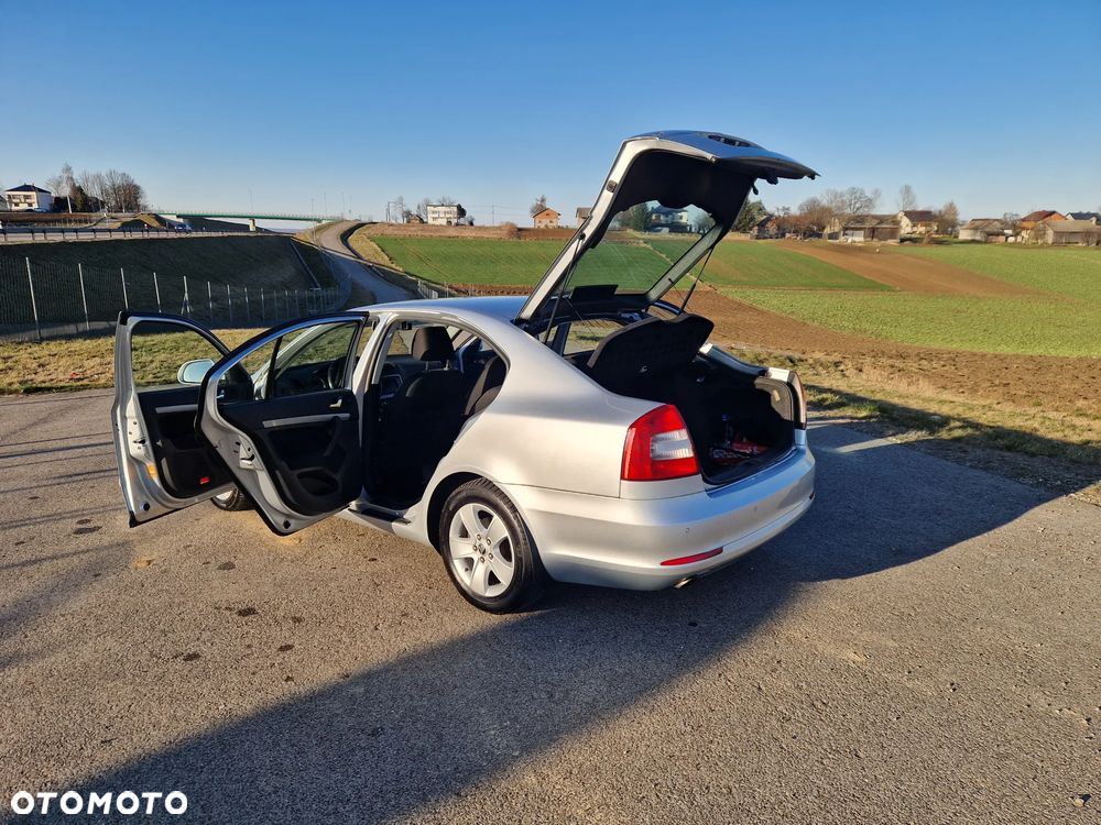 Skoda Octavia 2.0 TDI DPF Elegance - 16
