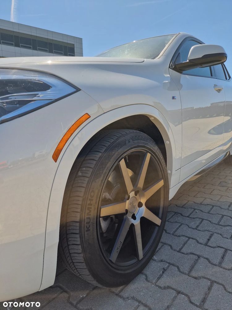 BMW X2 xDrive20i Advantage Plus - 15