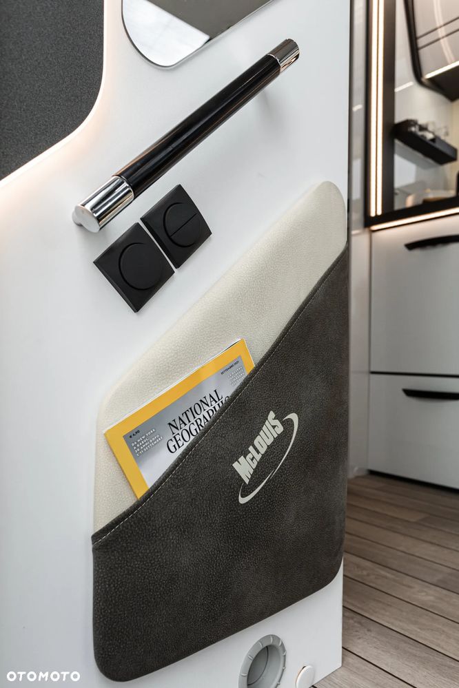 McLOUIS MC4 373 - 5 osobowy - 23