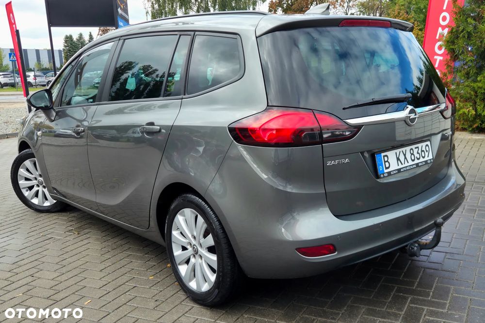 Opel Zafira 2016
