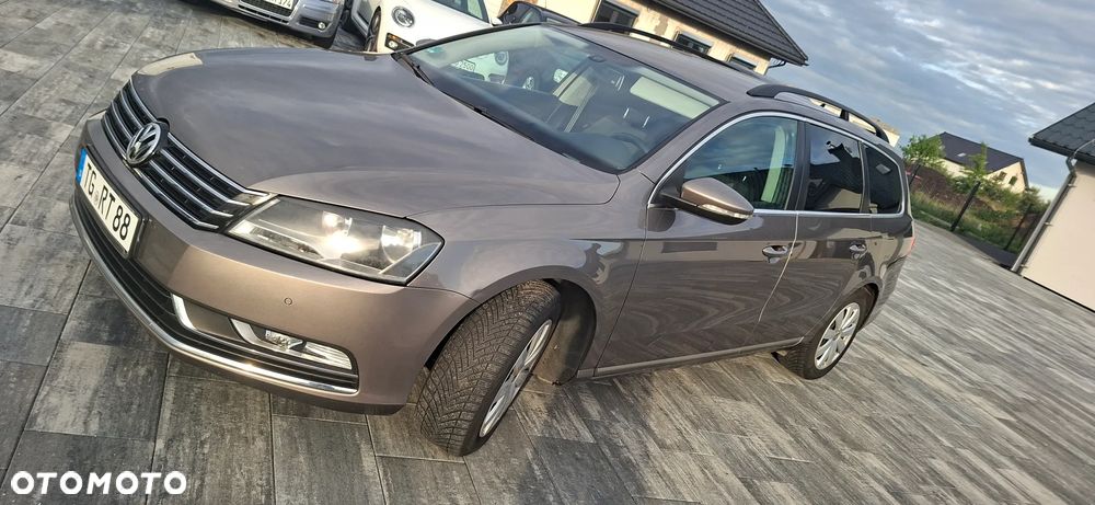 Volkswagen Passat 1.6 TDI BlueMotion - 21