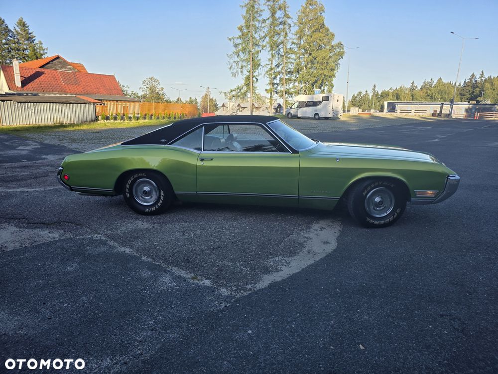 Buick Riviera - 3