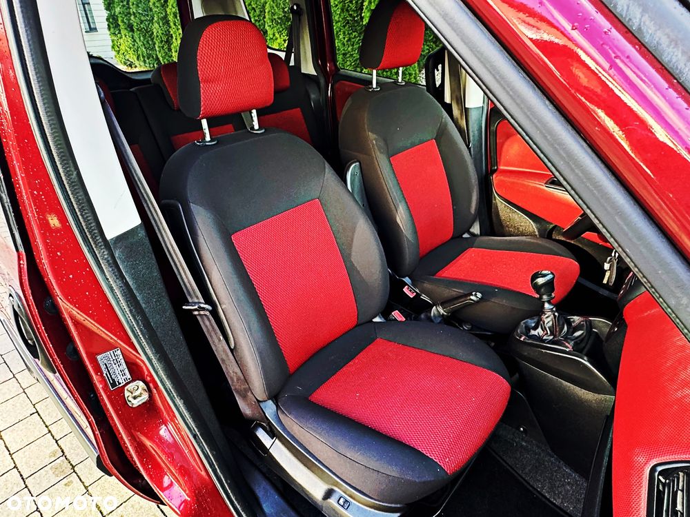 Fiat Doblo 2.0 Multijet 16V Emotion - 36