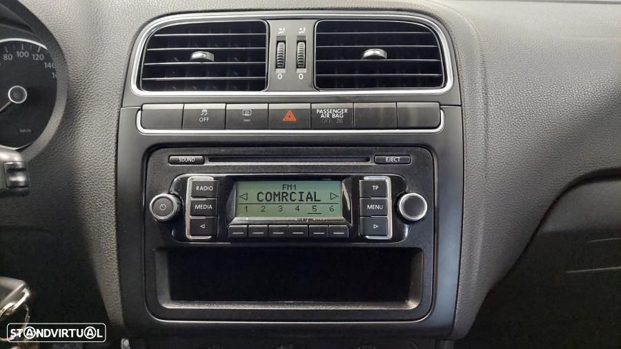 VW Polo 1.2 Confortline - 16