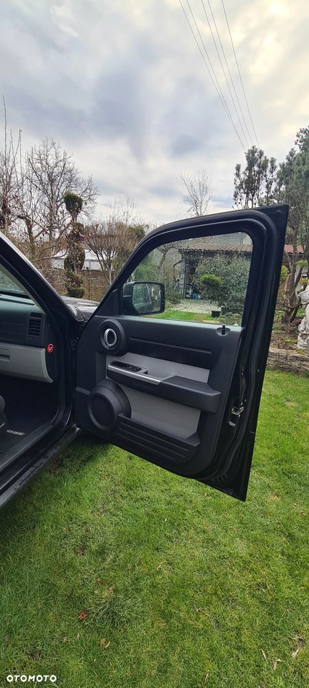 Dodge Nitro 2.8 CRD SE - 11