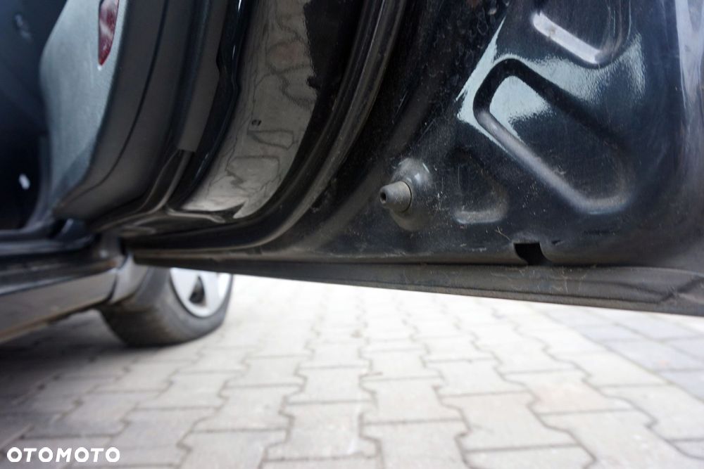 DRZWI PRZEDNIE PRAWE CEED I 5D HB 1K  CZARNY KIA 2006-2009 - 11