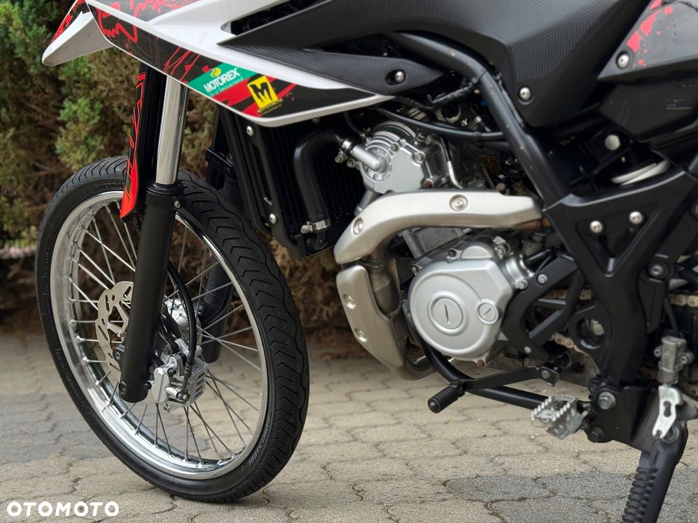 Yamaha WR - 34