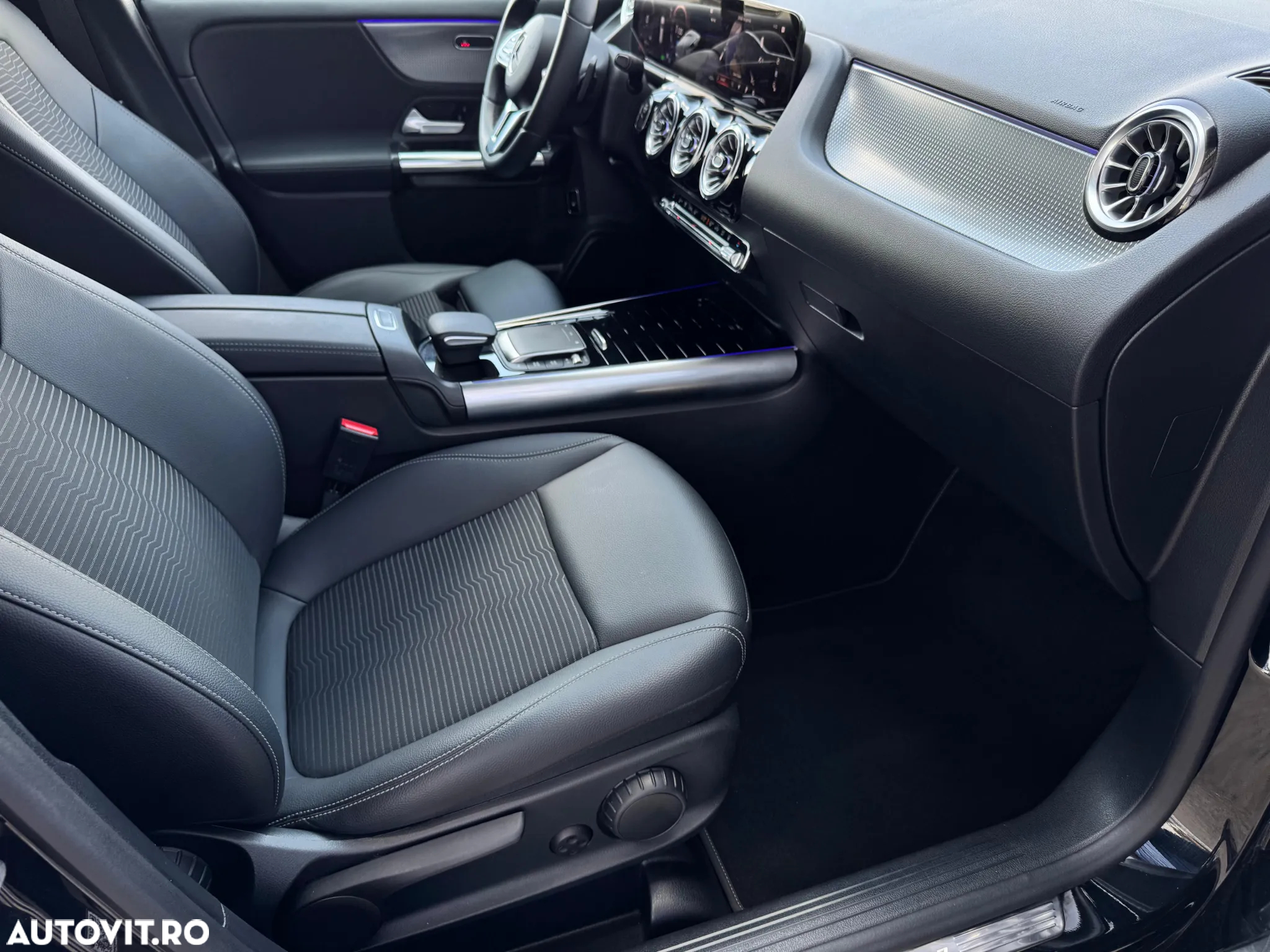 Mercedes-Benz GLA 250 e 8G-DCT Progressive - 16