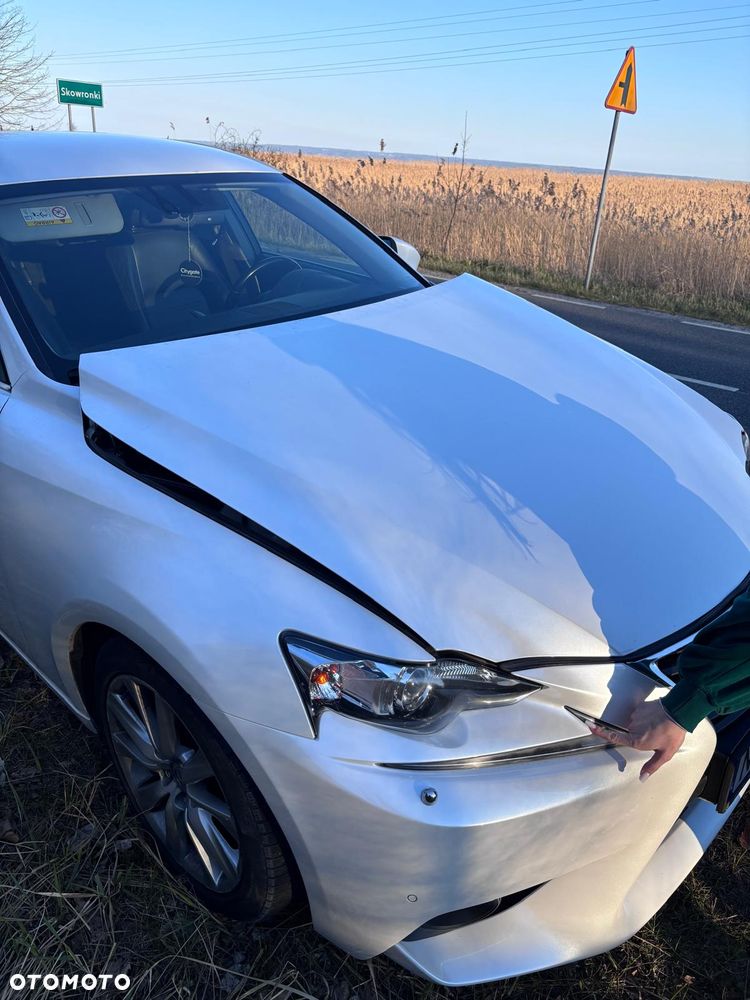 Lexus IS 200t Comfort - 9