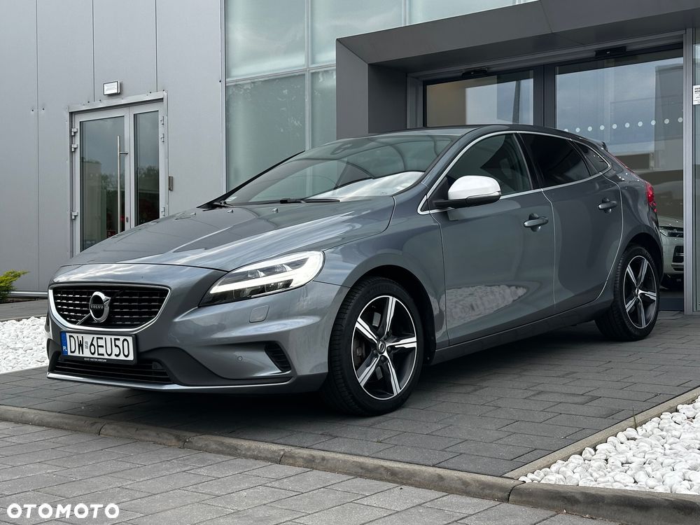 Volvo V40 T3 Drive-E R-Design Momentum - 5