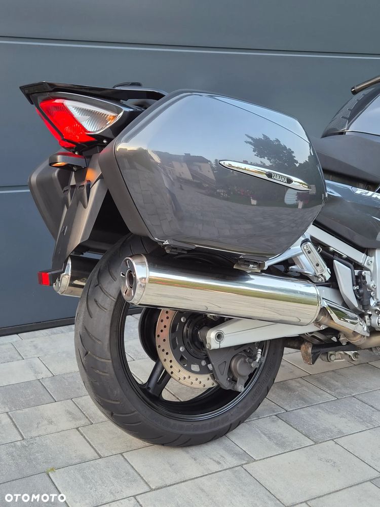Yamaha FJR - 8