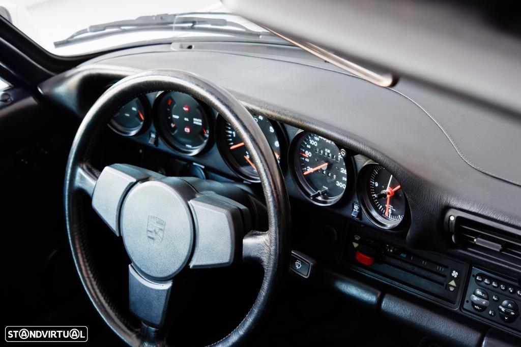 Porsche 911 Série G 930 Turbo - 10