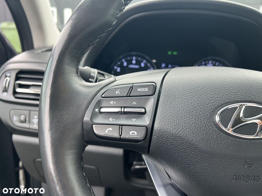 Hyundai i30 1.5 T-GDI 48V Smart DCT - 16