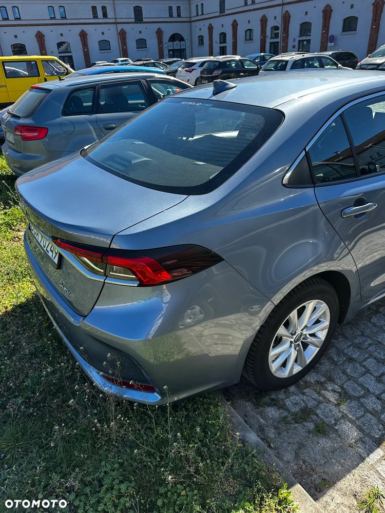 Toyota Corolla 1.8 Hybrid Comfort - 4