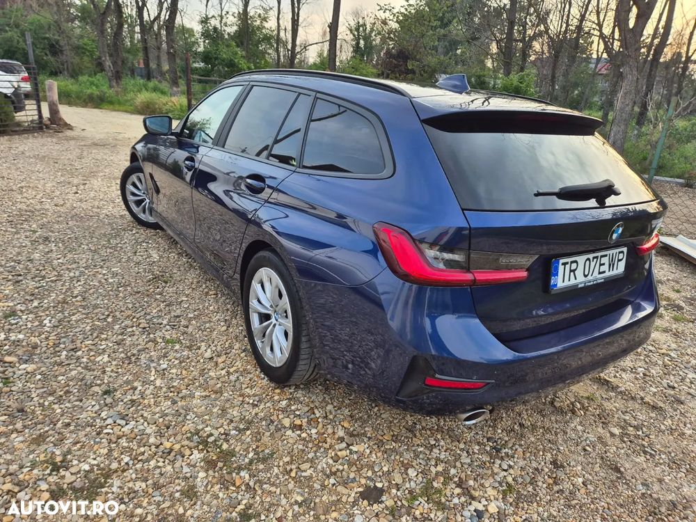 BMW Seria 3 320d Touring Aut. Advantage - 19