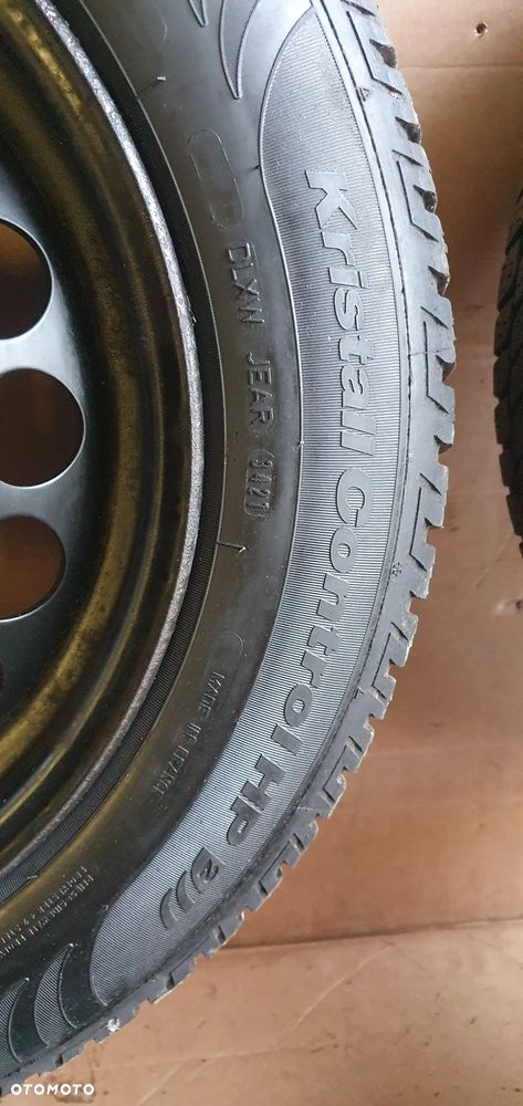 Felgi stalowe z oponami 7J ET39 5x112 205/60 R16 Audi A4 B9 - 12