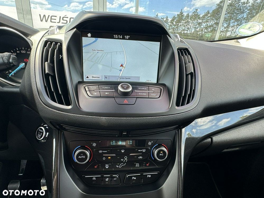 Ford Kuga 1.5 EcoBoost 2x4 Titanium - 22