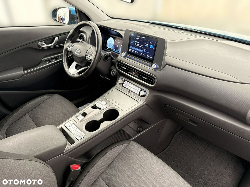 Hyundai Kona 64kWh Modern - 22