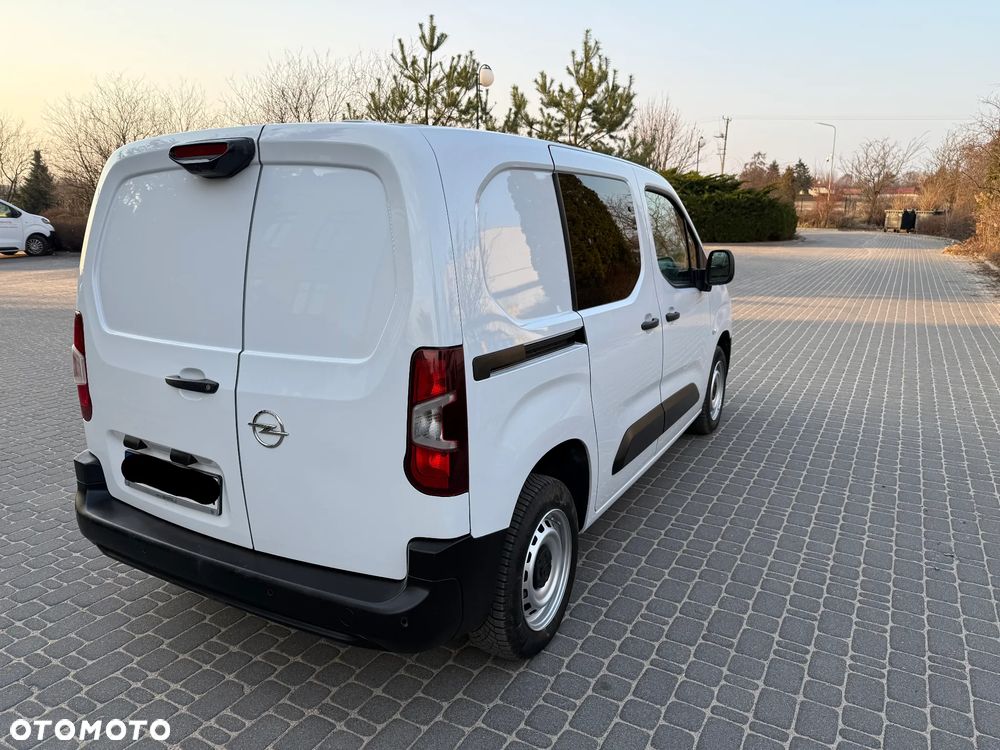 Opel COMBO - 4