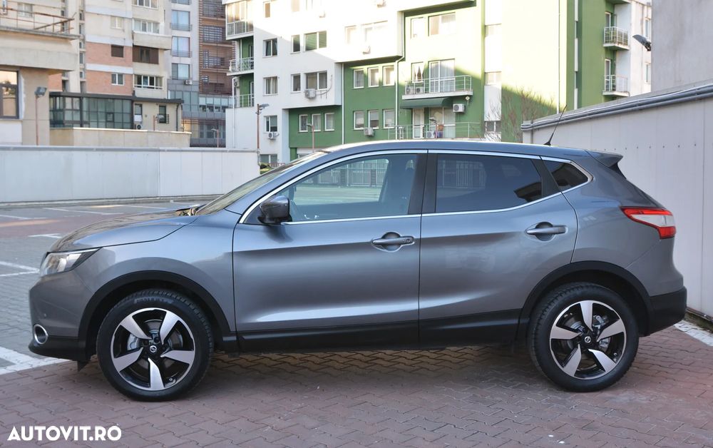 Nissan Qashqai 1.6 DCI Start/Stop X-TRONIC Tekna - 24