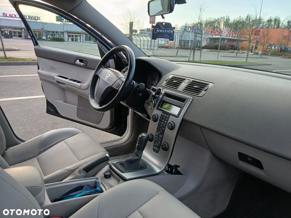Volvo V50 2.0D Momentum - 14