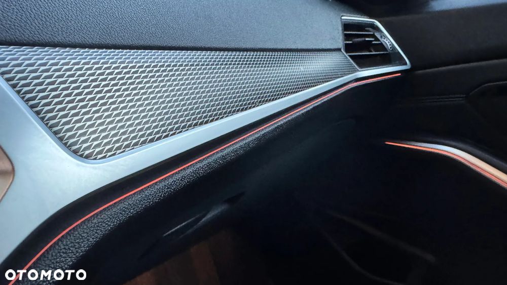 BMW Seria 3 320d M Sport Shadow sport - 27