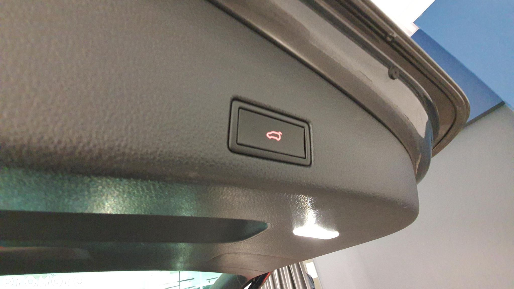 Volkswagen Sharan 2.0 TDI Highline DSG - 19