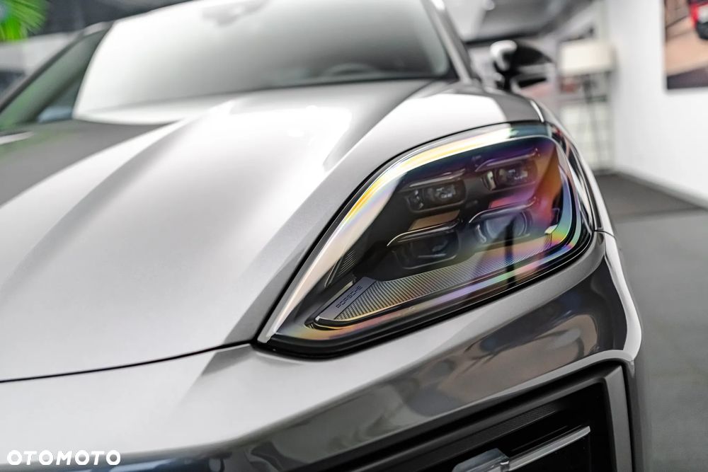 Porsche Cayenne Standard - 22