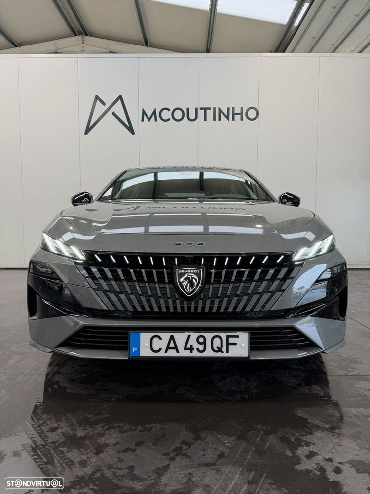 Peugeot 308 - 8