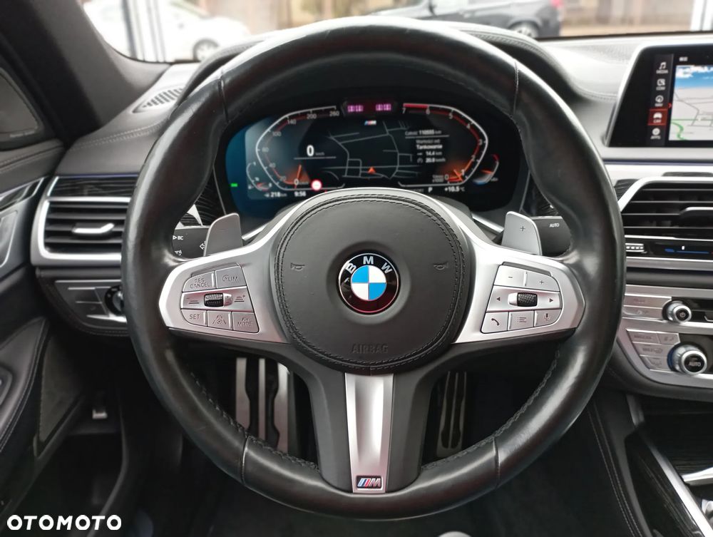 BMW Seria 7 750i xDrive - 12