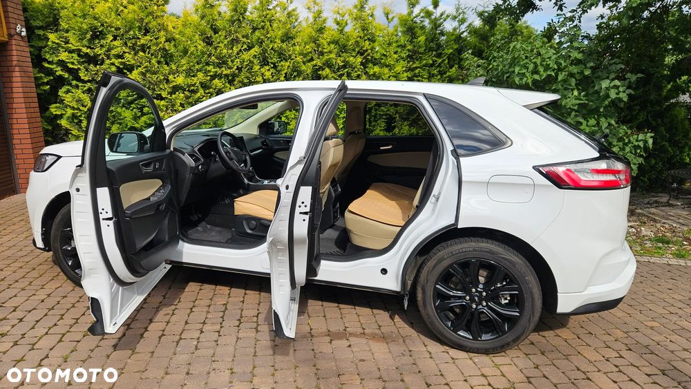 Ford Edge - 12