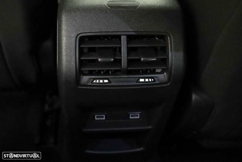 Peugeot 308 1.2 PureTech Allure EAT8 - 23