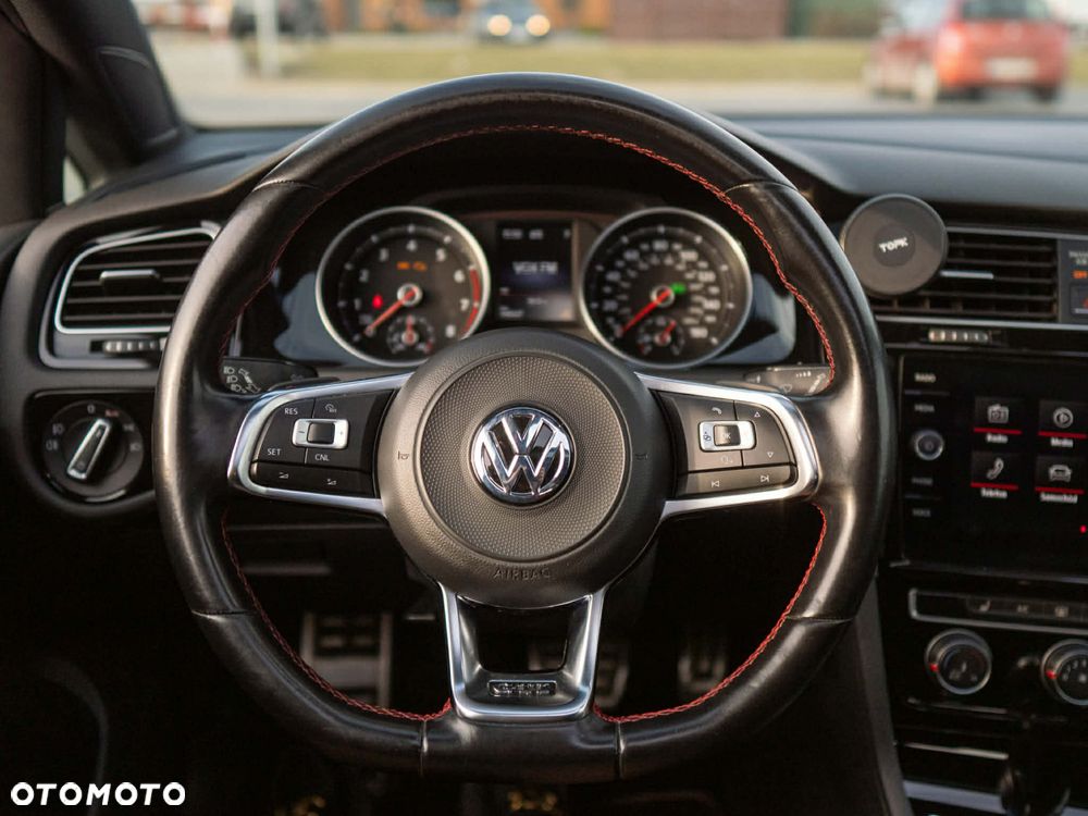 Volkswagen Golf GTI Performance BlueMotion Technology DSG - 17