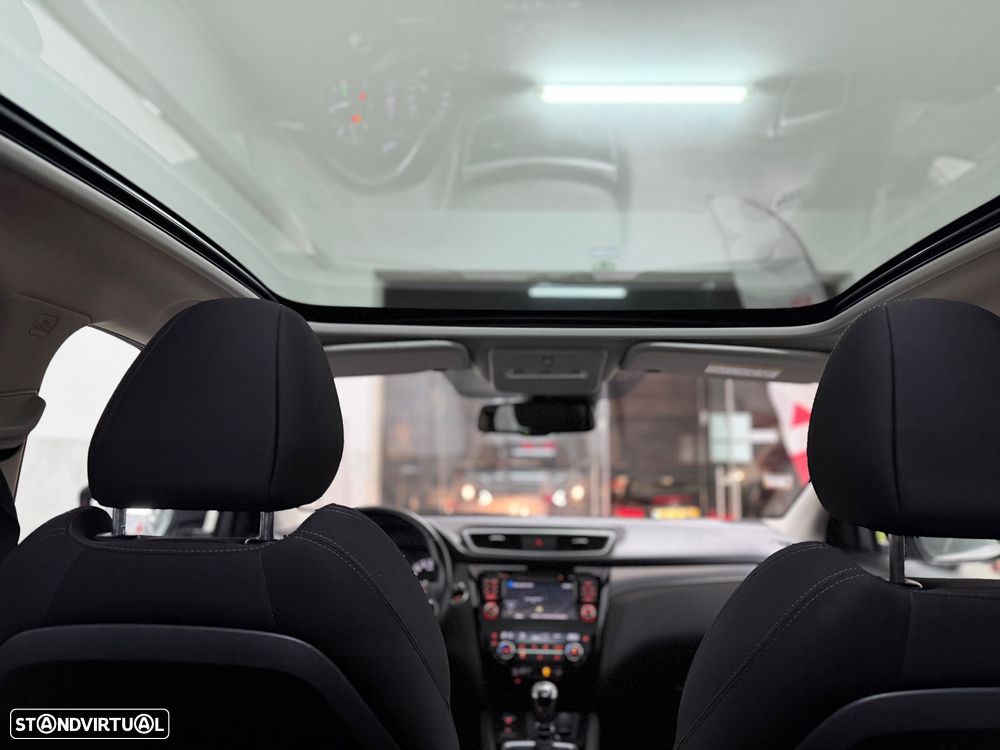 Nissan Qashqai 1.5 dCi N-Connecta 18 - 11