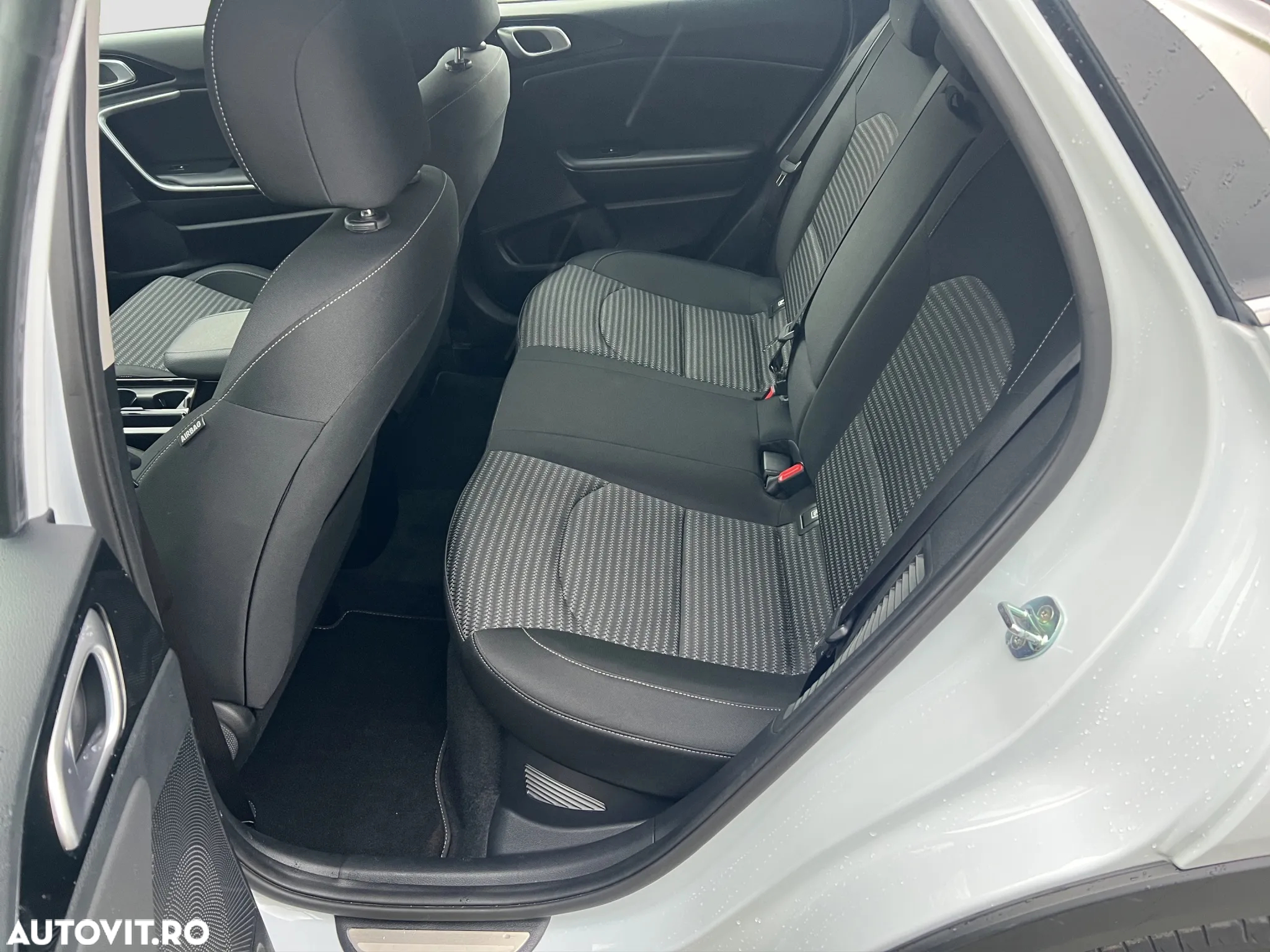 Kia XCeed 1.6 GDI DCT6 OPF Plug-in-Hybrid SPIRIT - 16